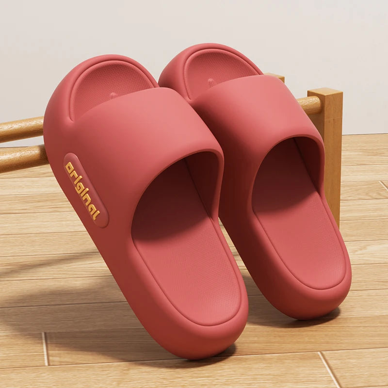 Chaussons à semelle épaisse